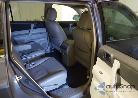 2011 Toyota Highlander Base V6 из США, поврежденный, VIN 5TDZK3EH2BS047760